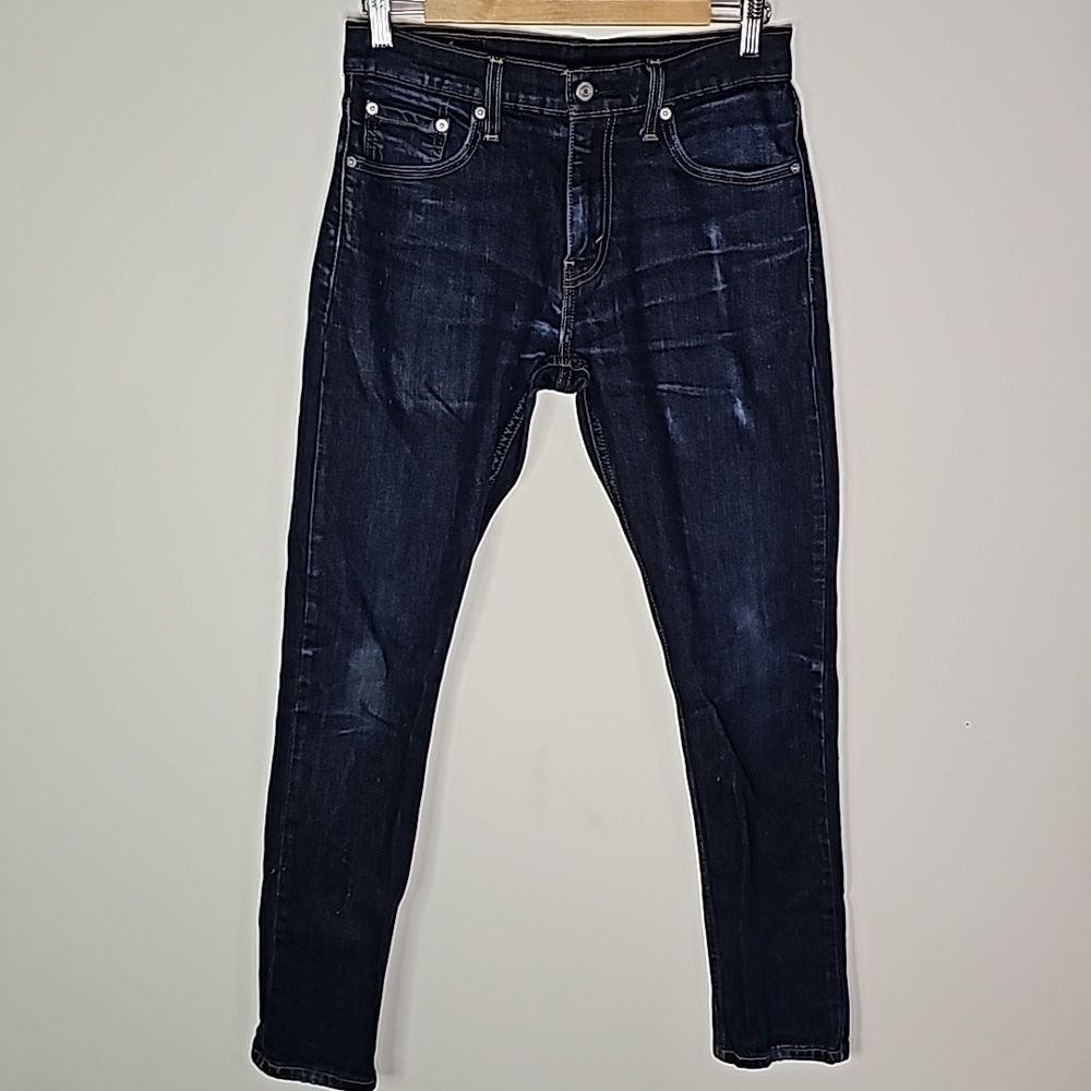 Levi's 512 dark wash 30x32 slim jeans
